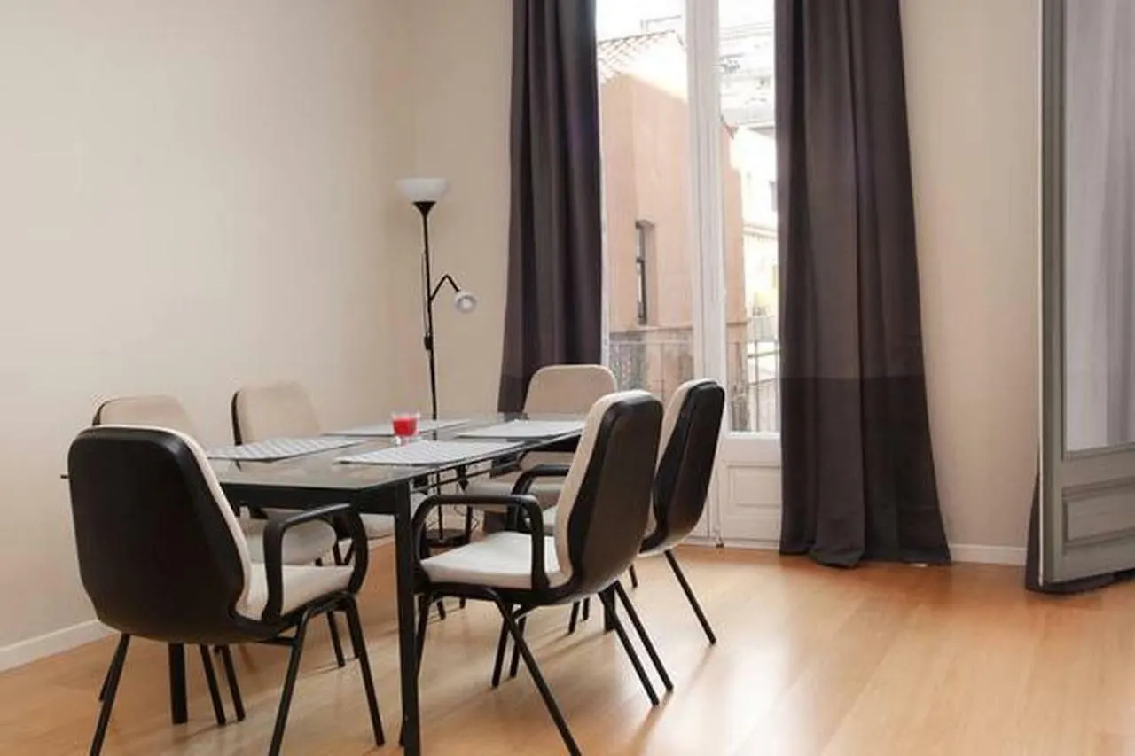 Modern Quiet Flat With A Large Balcony Apartment Barcelona Spain