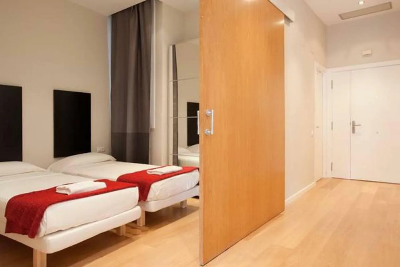 Modern Quiet Flat With A Large Balcony Apartment Barcelona Spain